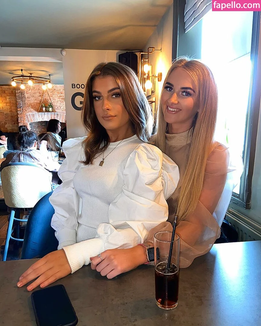 Ellie Couser Onlyfans Photo Gallery 