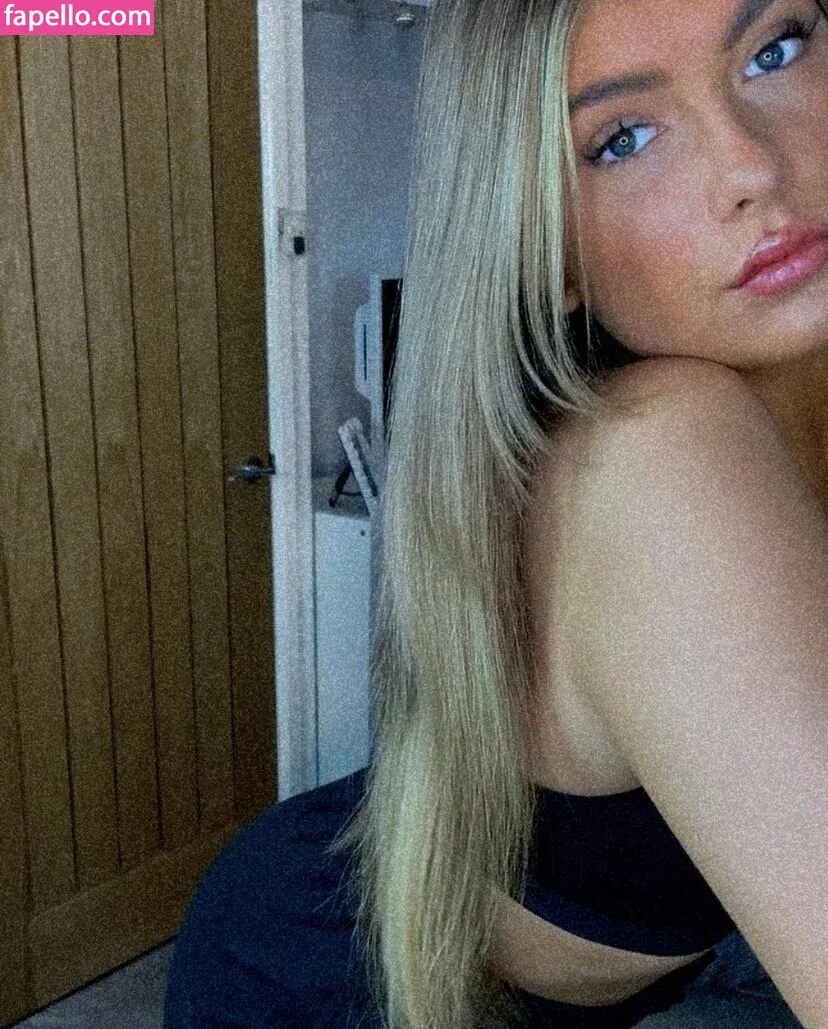 Ellie Couser Onlyfans Photo Gallery 