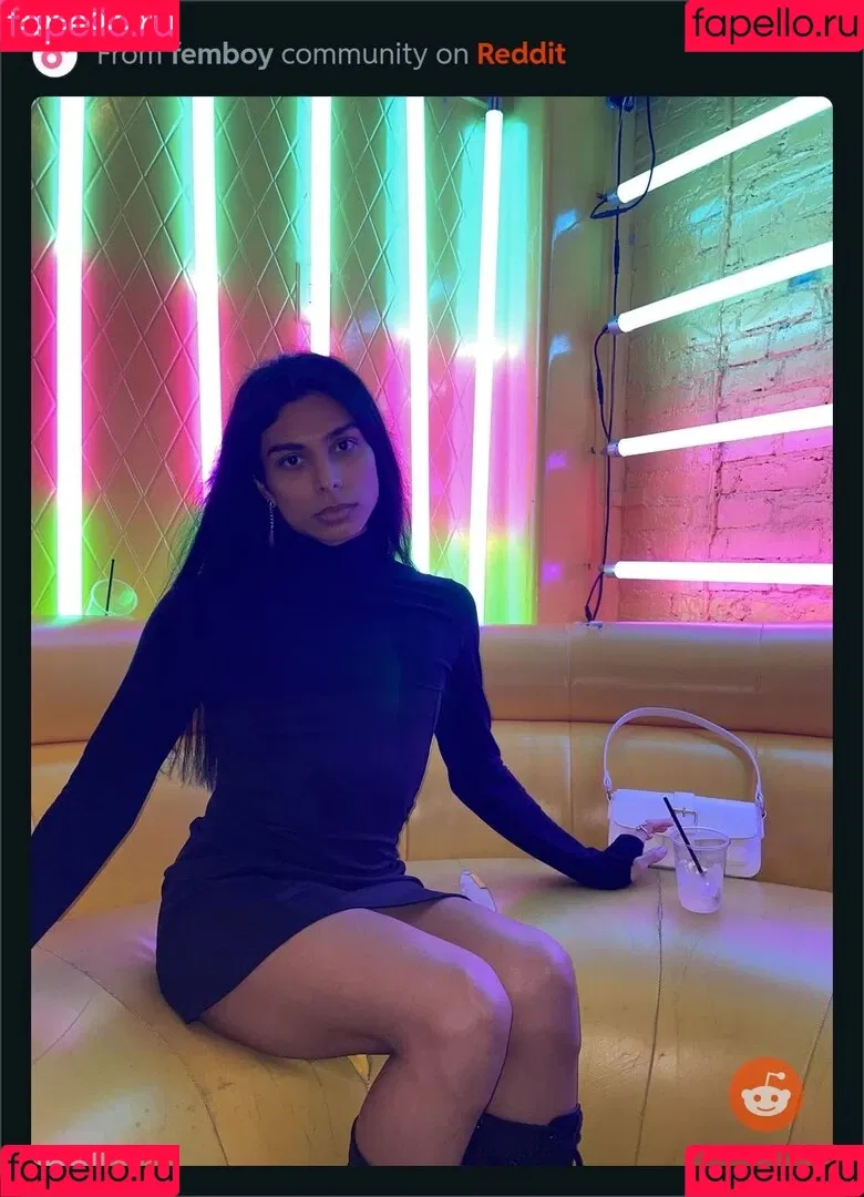 angelakira Onlyfans Photo Gallery 