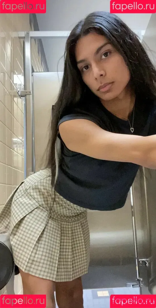 angelakira Onlyfans Photo Gallery 