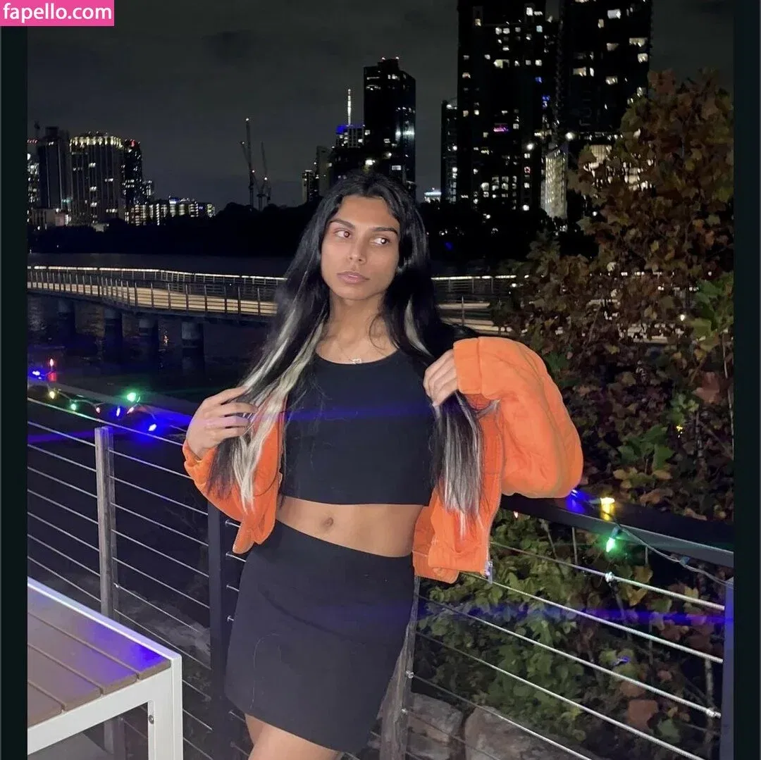 angelakira Onlyfans Photo Gallery 