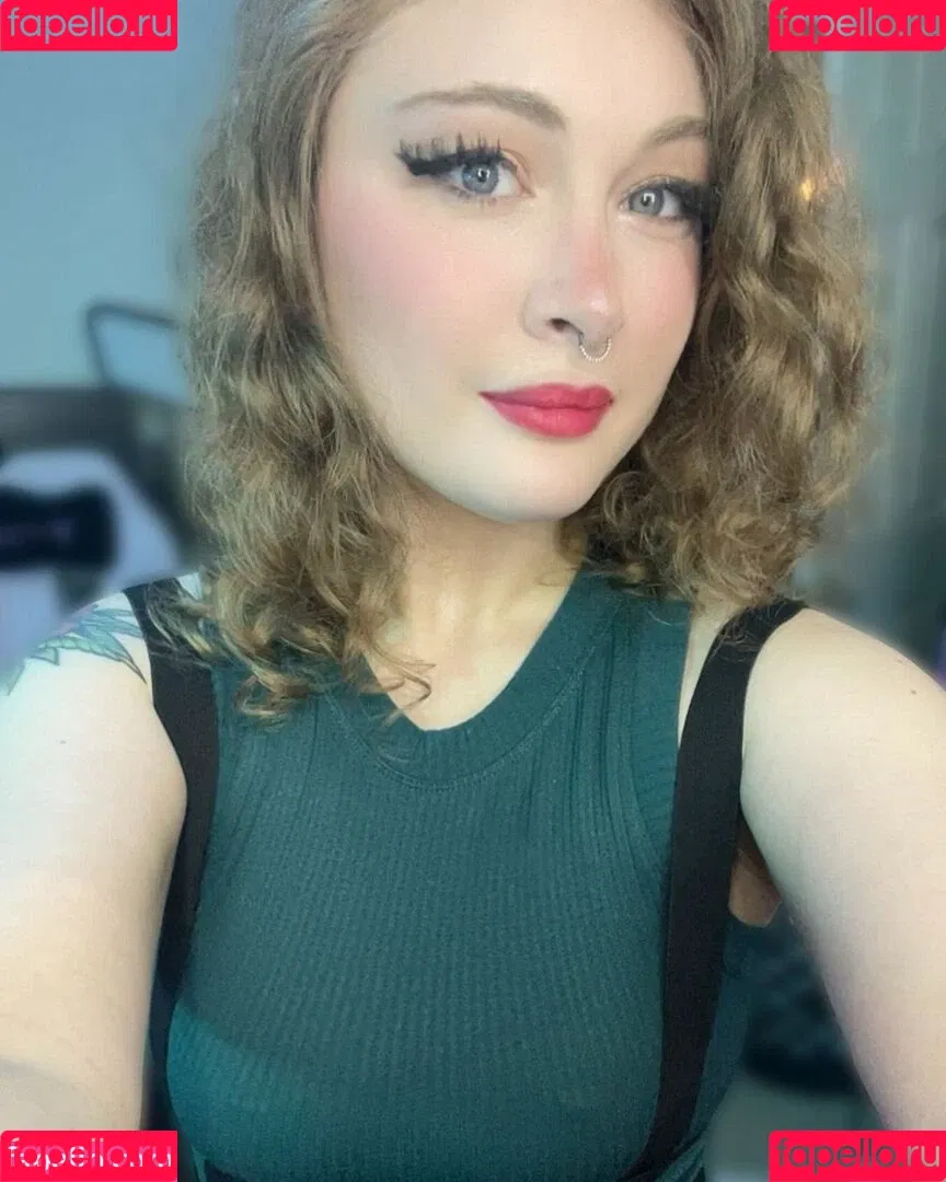 evamilaa Onlyfans Photo Gallery 