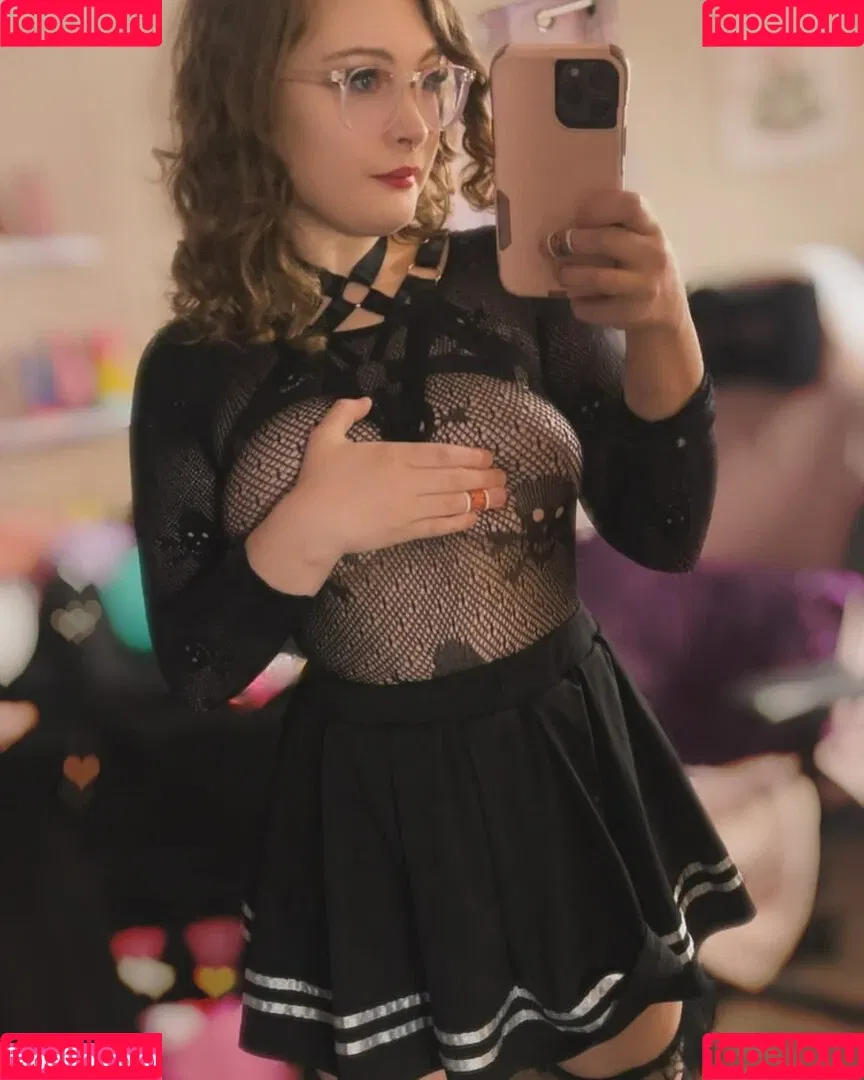 evamilaa Onlyfans Photo Gallery 