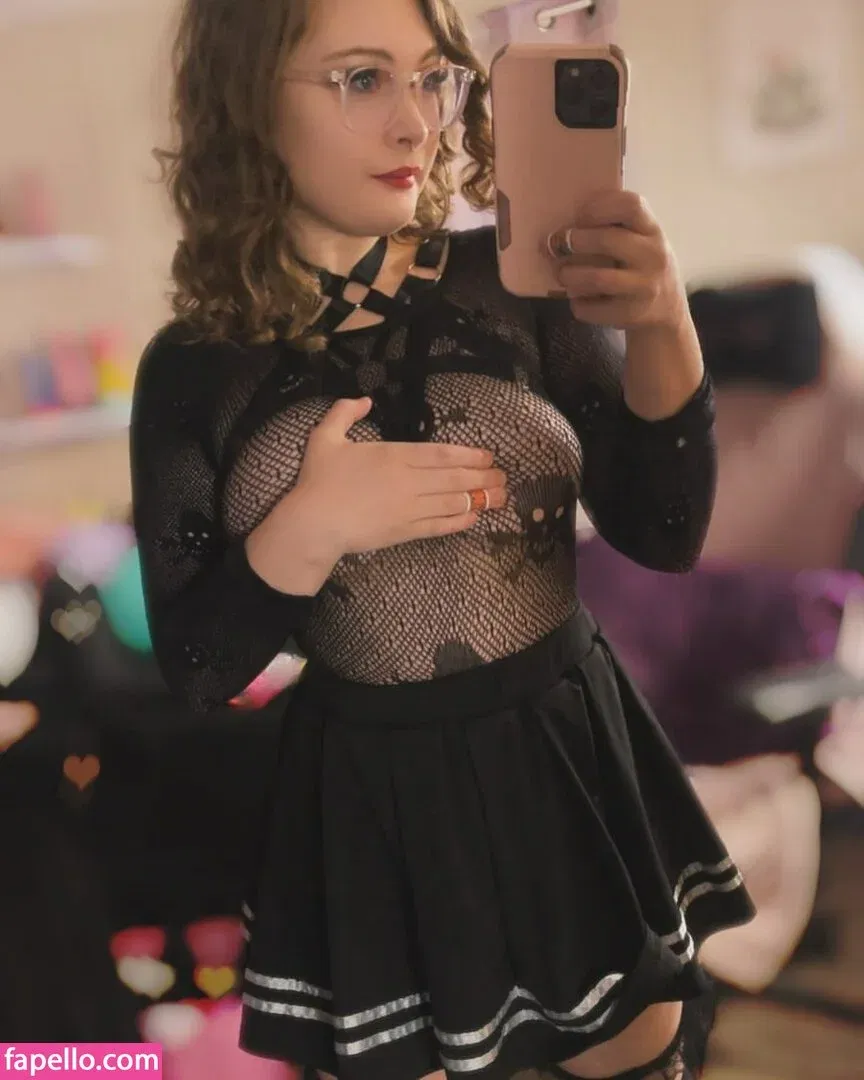 evamilaa Onlyfans Photo Gallery 