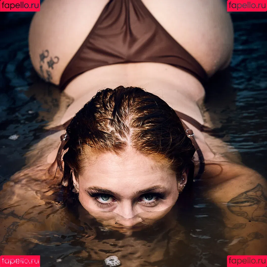 Lisaxptc Onlyfans Photo Gallery 
