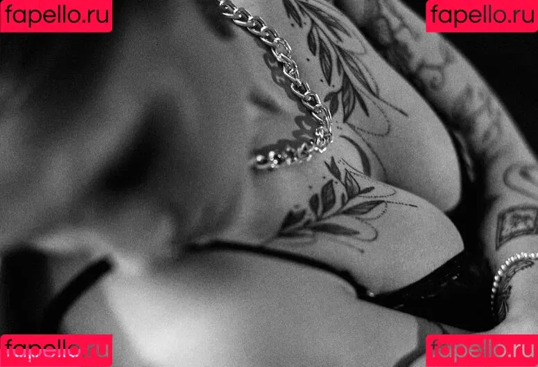 Lisaxptc Onlyfans Photo Gallery 