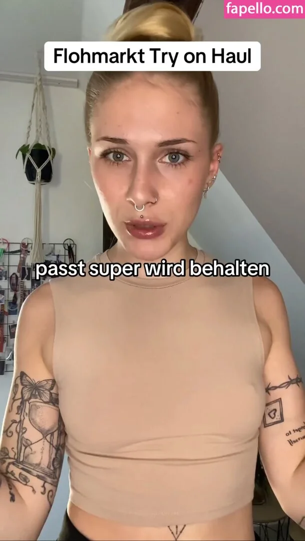 Lisaxptc Nude Onlyfans Photo 35