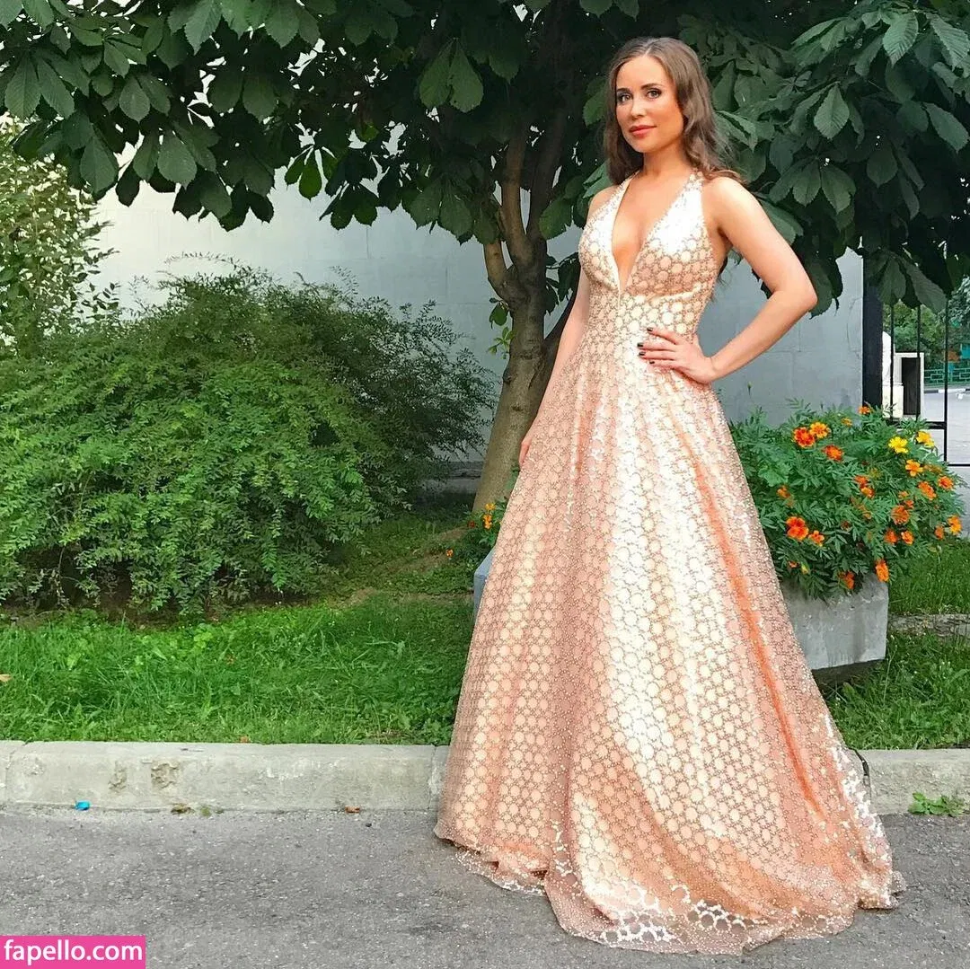 Julia Mikhalkova Onlyfans Photo Gallery 