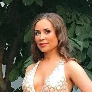 Julia Mikhalkova Onlyfans Photo Gallery 