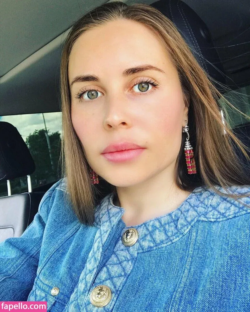 Julia Mikhalkova Onlyfans Photo Gallery 