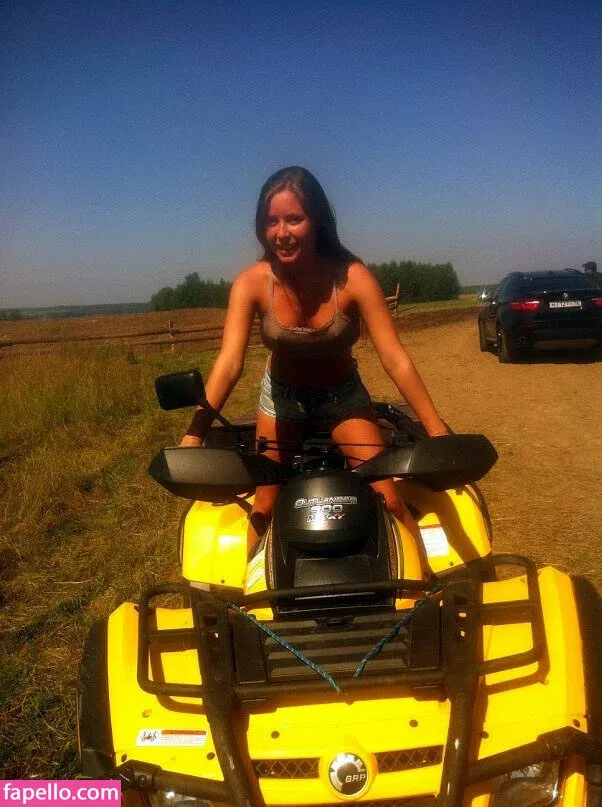 Julia Mikhalkova Onlyfans Photo Gallery 