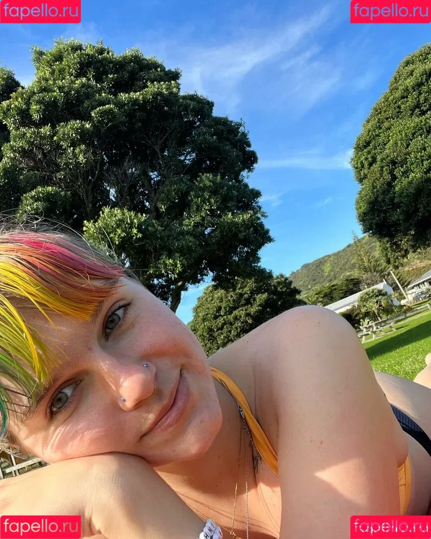 The Queer Kiwi Onlyfans Photo Gallery 