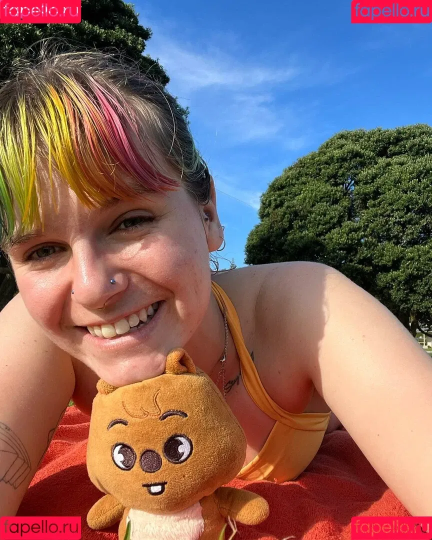 The Queer Kiwi Onlyfans Photo Gallery 