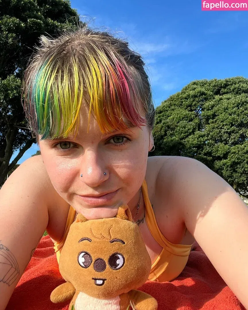 The Queer Kiwi Onlyfans Photo Gallery 