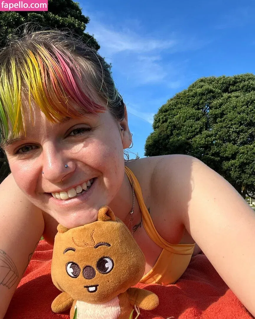 The Queer Kiwi Onlyfans Photo Gallery 