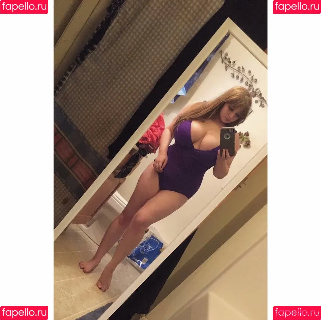 Emaliehall Onlyfans Photo Gallery 