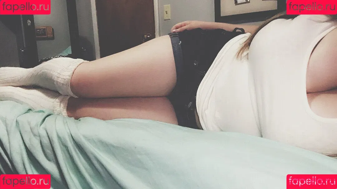 Emaliehall Onlyfans Photo Gallery 