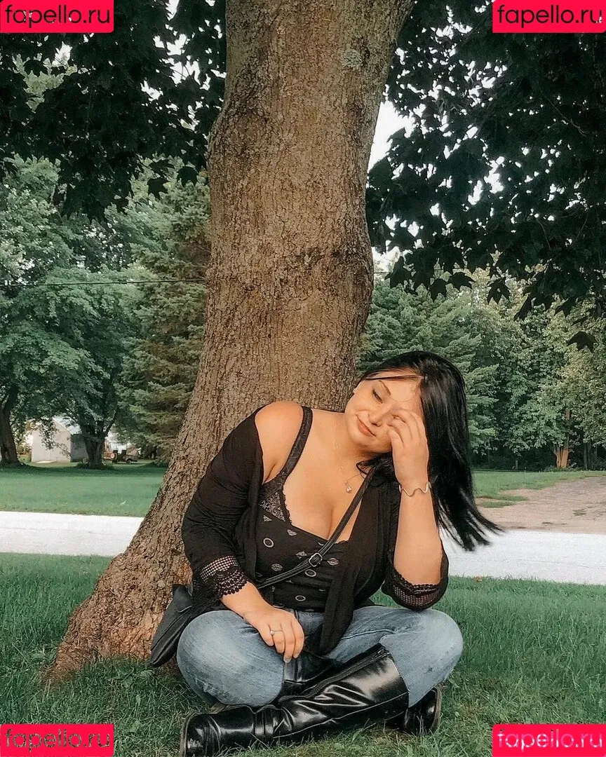 Emaliehall Onlyfans Photo Gallery 