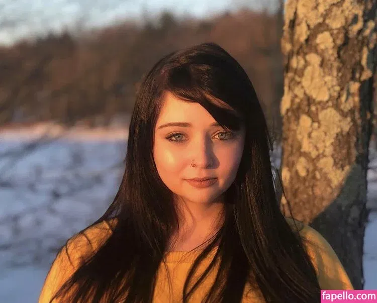 Emaliehall Onlyfans Photo Gallery 