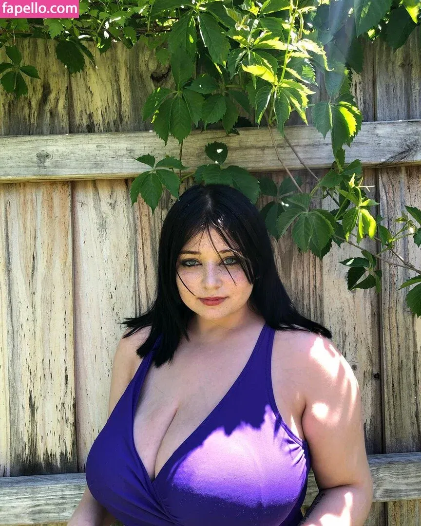 Emaliehall Onlyfans Photo Gallery 