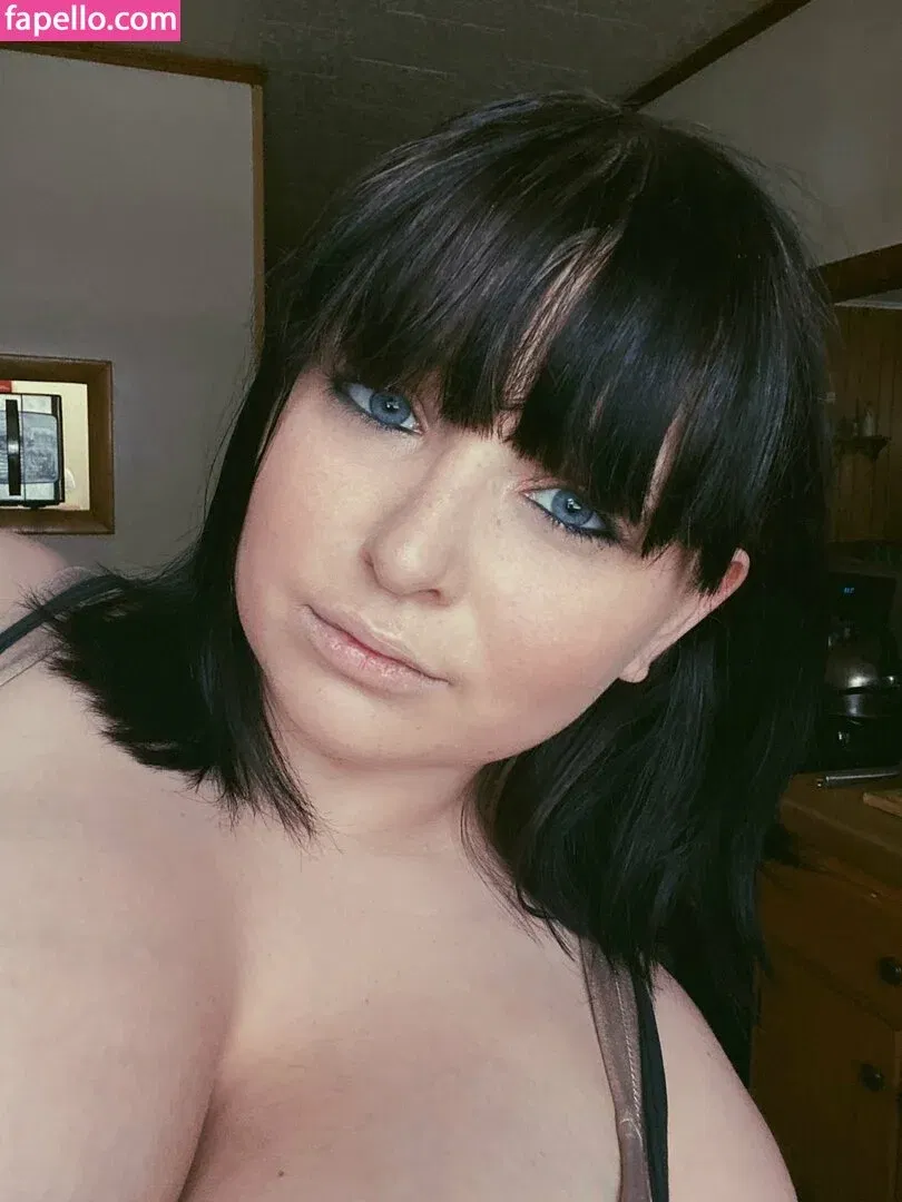 Emaliehall Onlyfans Photo Gallery 