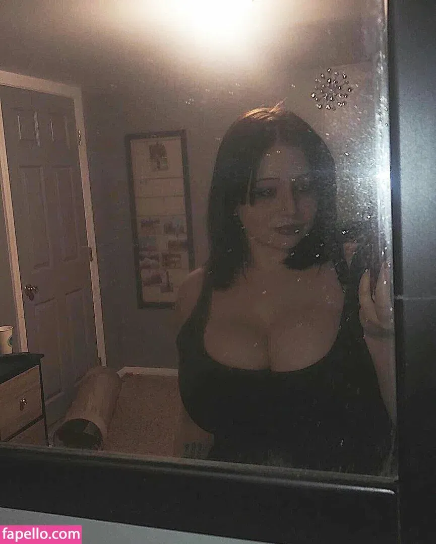 Emaliehall Onlyfans Photo Gallery 