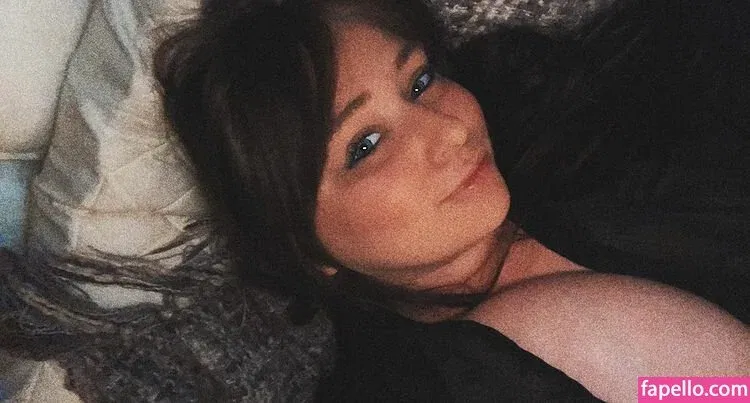 Emaliehall Onlyfans Photo Gallery 