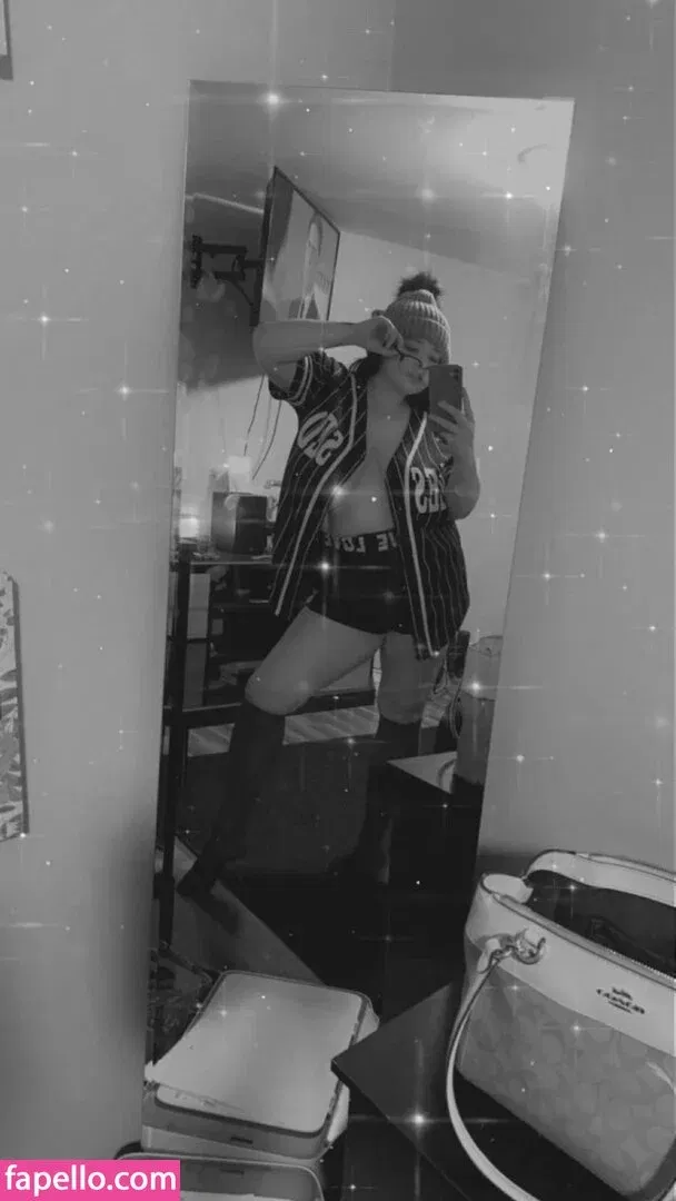 Emaliehall Onlyfans Photo Gallery 