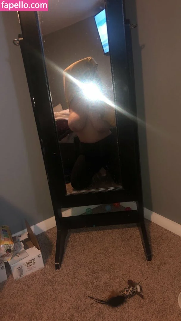 Emaliehall Onlyfans Photo Gallery 