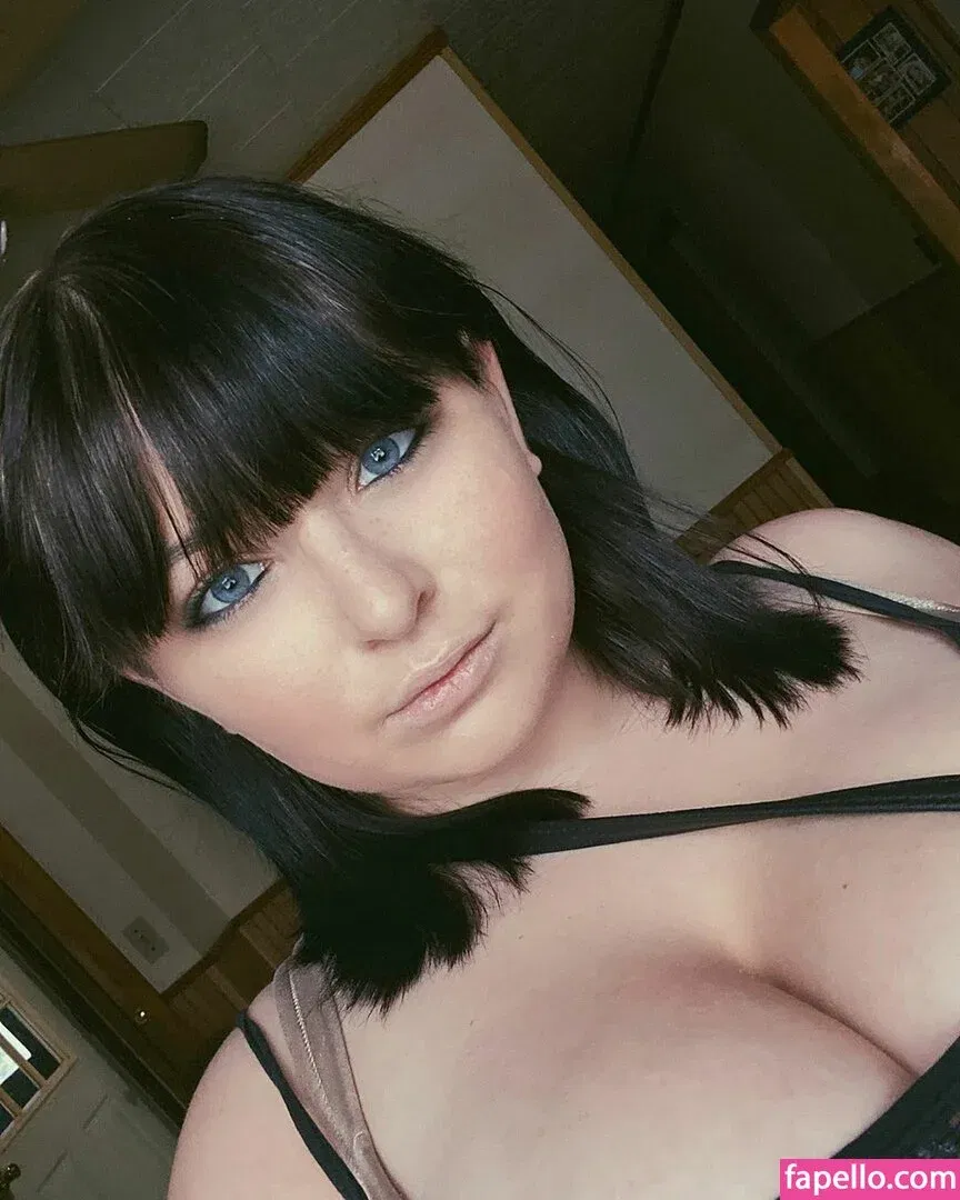 Emaliehall Onlyfans Photo Gallery 