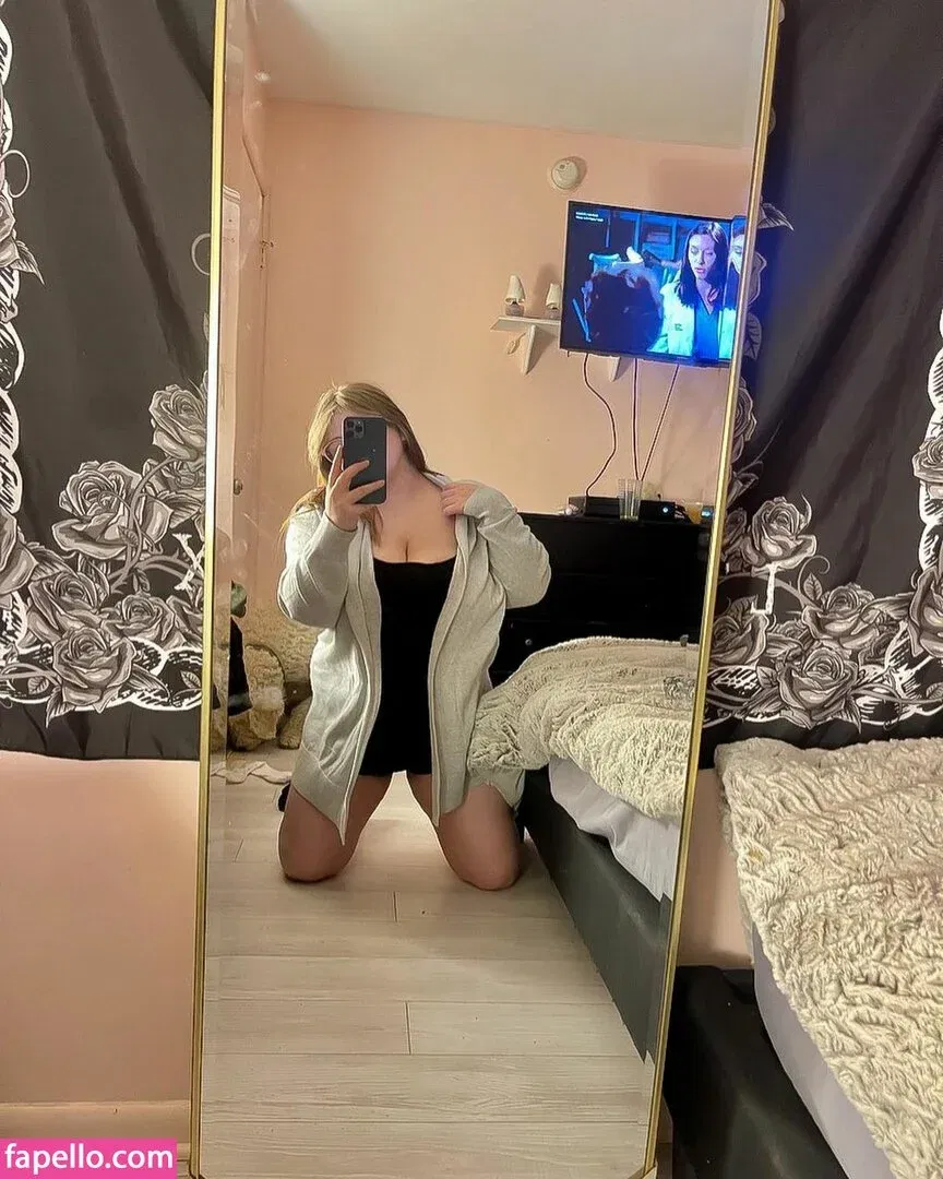 Emaliehall Onlyfans Photo Gallery 