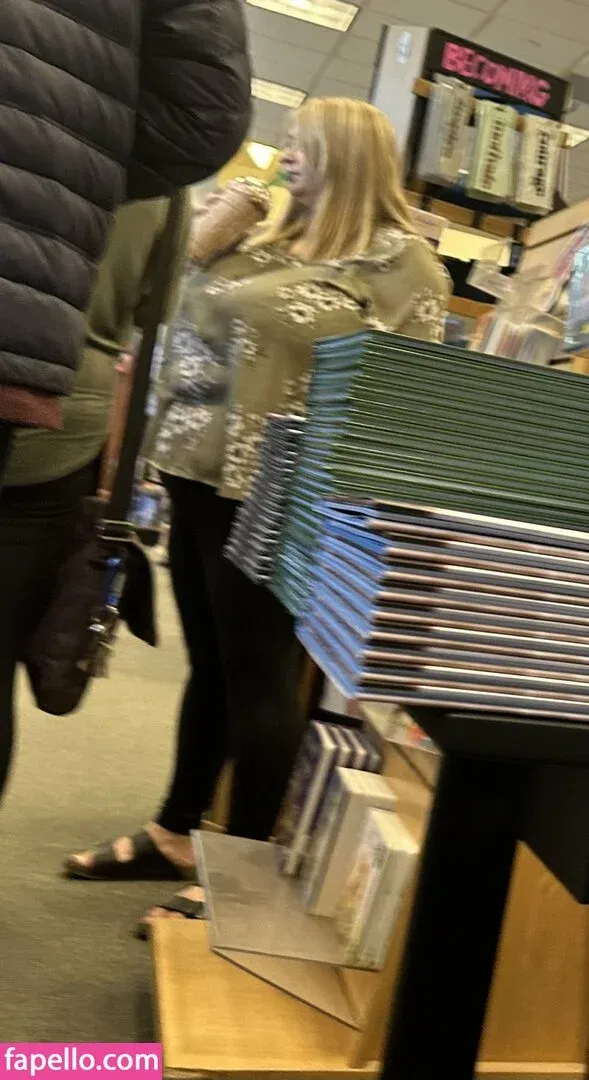 Emaliehall Onlyfans Photo Gallery 