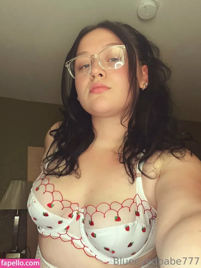 blueeyedbabe777 Onlyfans Photo Gallery 