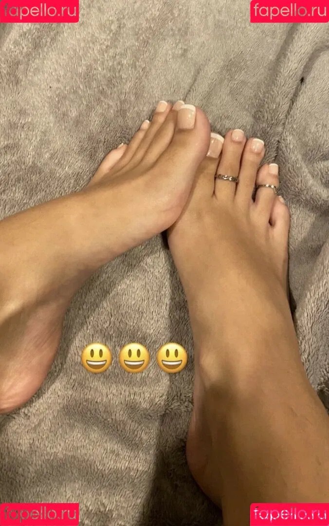 Laulalalaaa Onlyfans Photo Gallery 