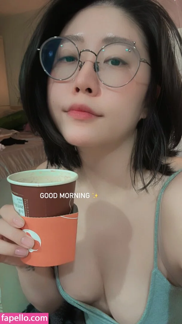 babyhsu888 Onlyfans Photo Gallery 