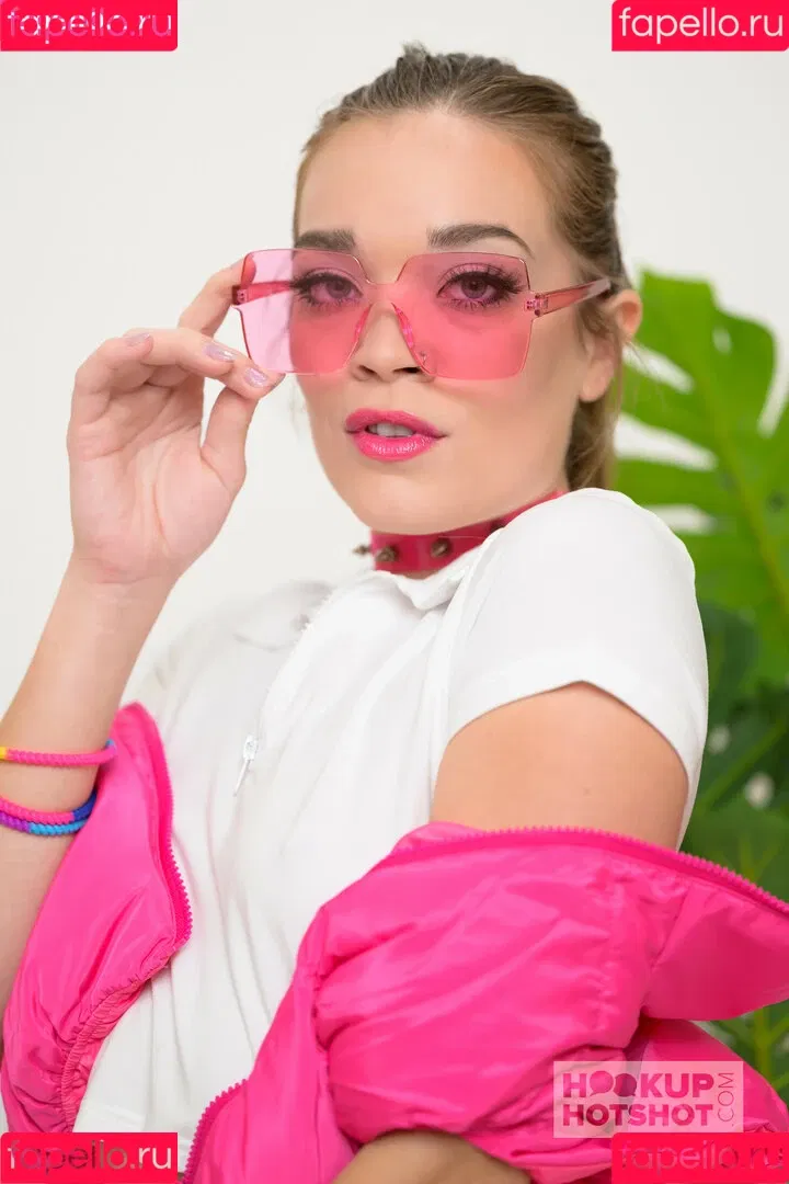 Katie Kush Onlyfans Photo Gallery 