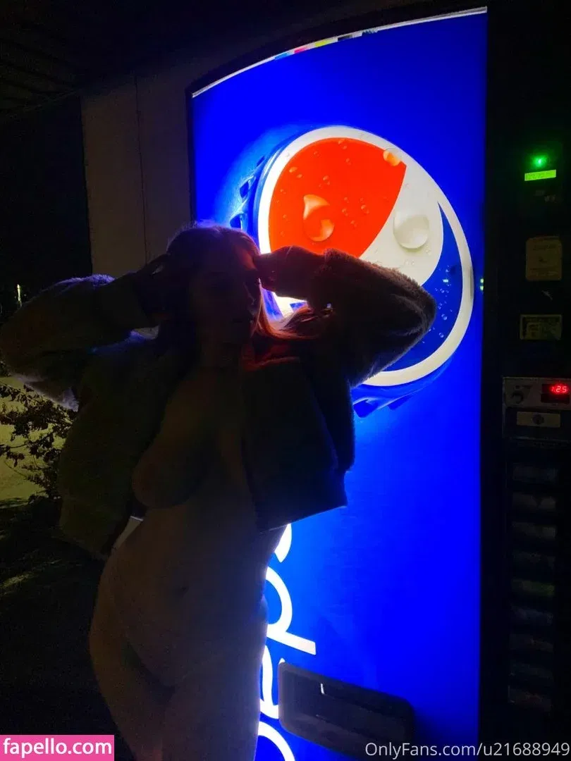 Britt Smith Onlyfans Photo Gallery 