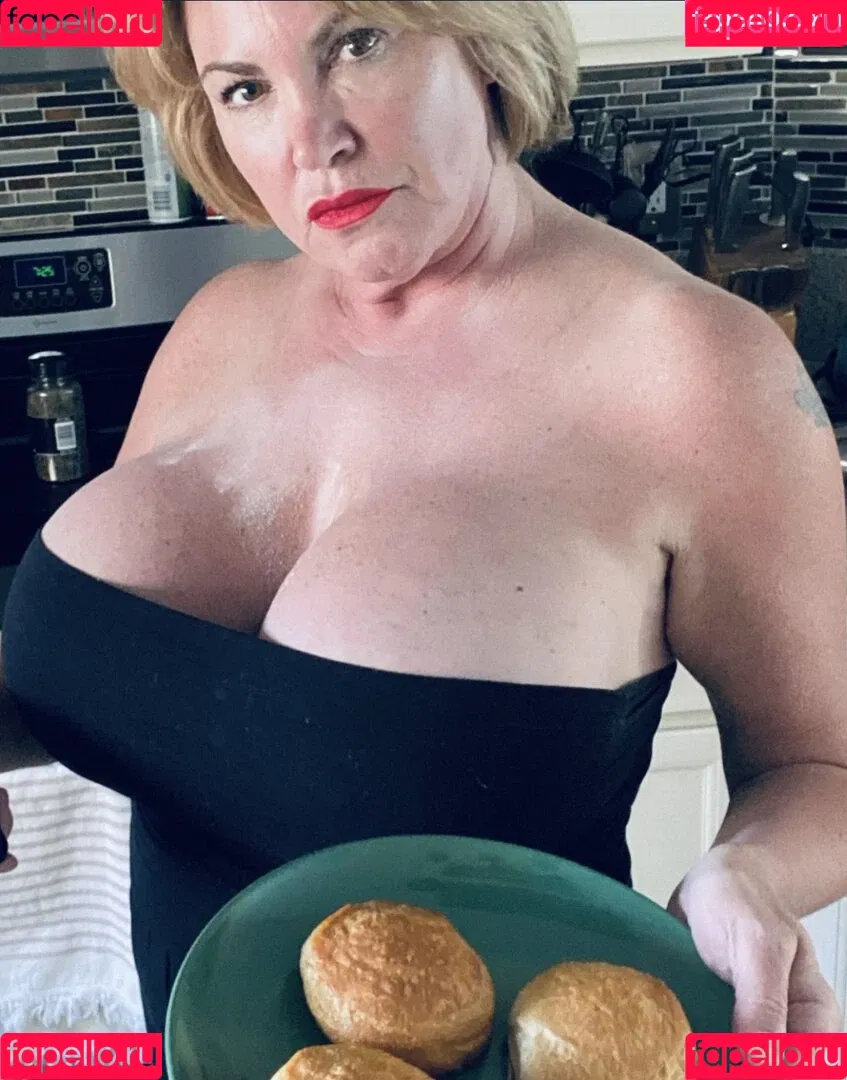 Jeri Juggies Onlyfans Photo Gallery 