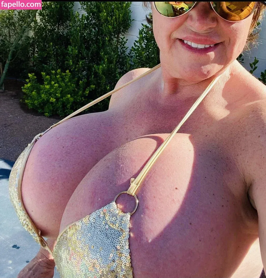 Jeri Juggies Onlyfans Photo Gallery 
