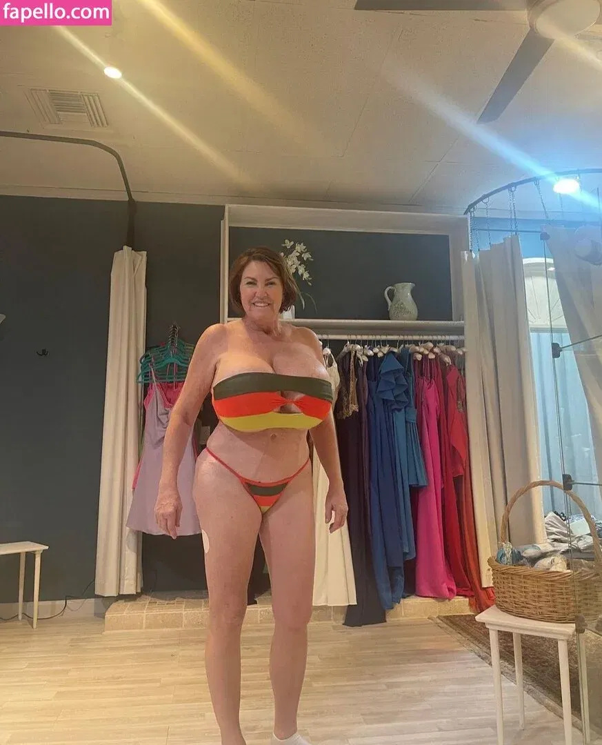 Jeri Juggies Onlyfans Photo Gallery 