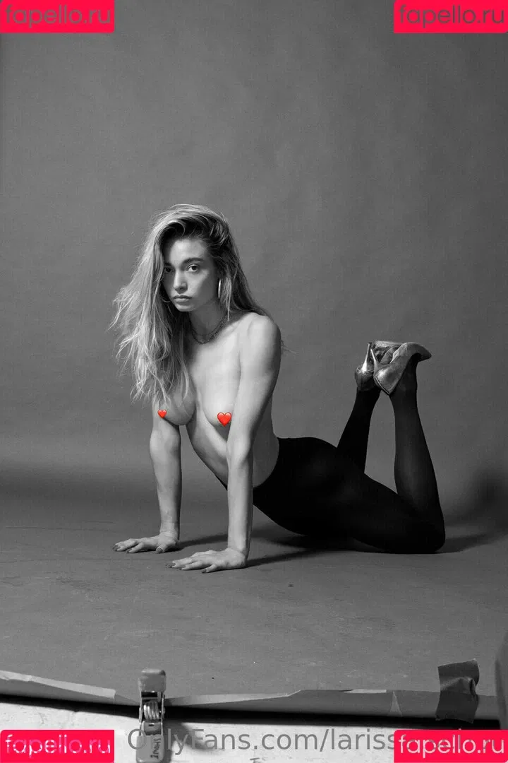 Larissa Schot Onlyfans Photo Gallery 
