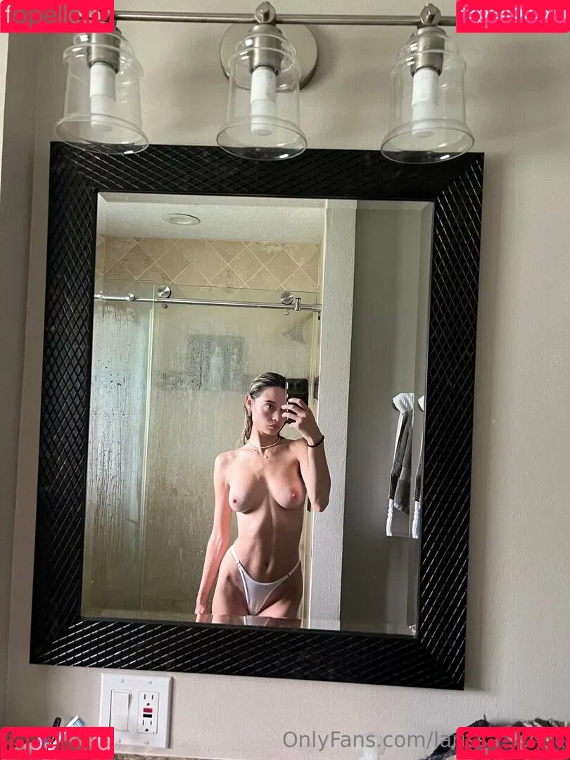 Larissa Schot Onlyfans Photo Gallery 