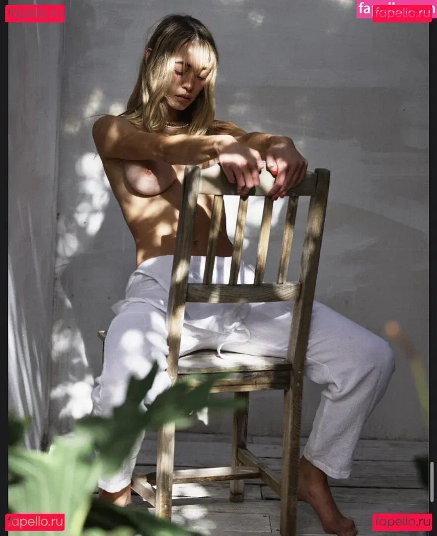 Larissa Schot Onlyfans Photo Gallery 