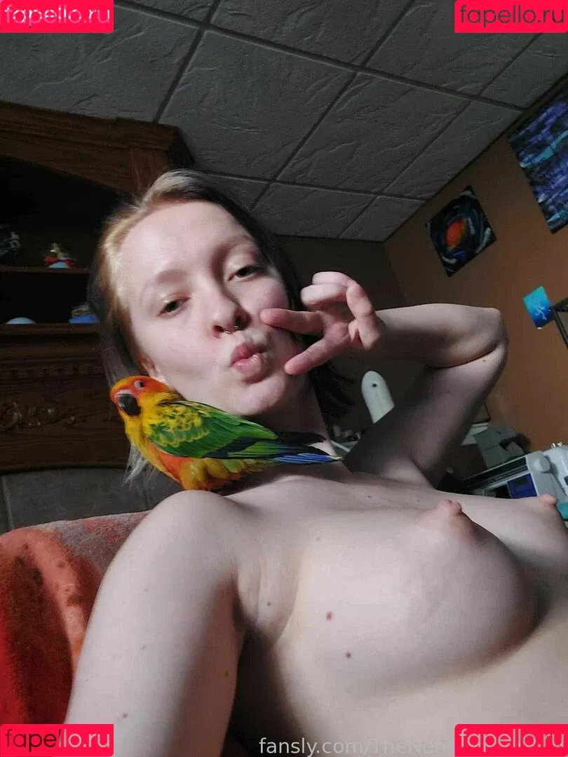 TheNerdandherBird Onlyfans Photo Gallery 