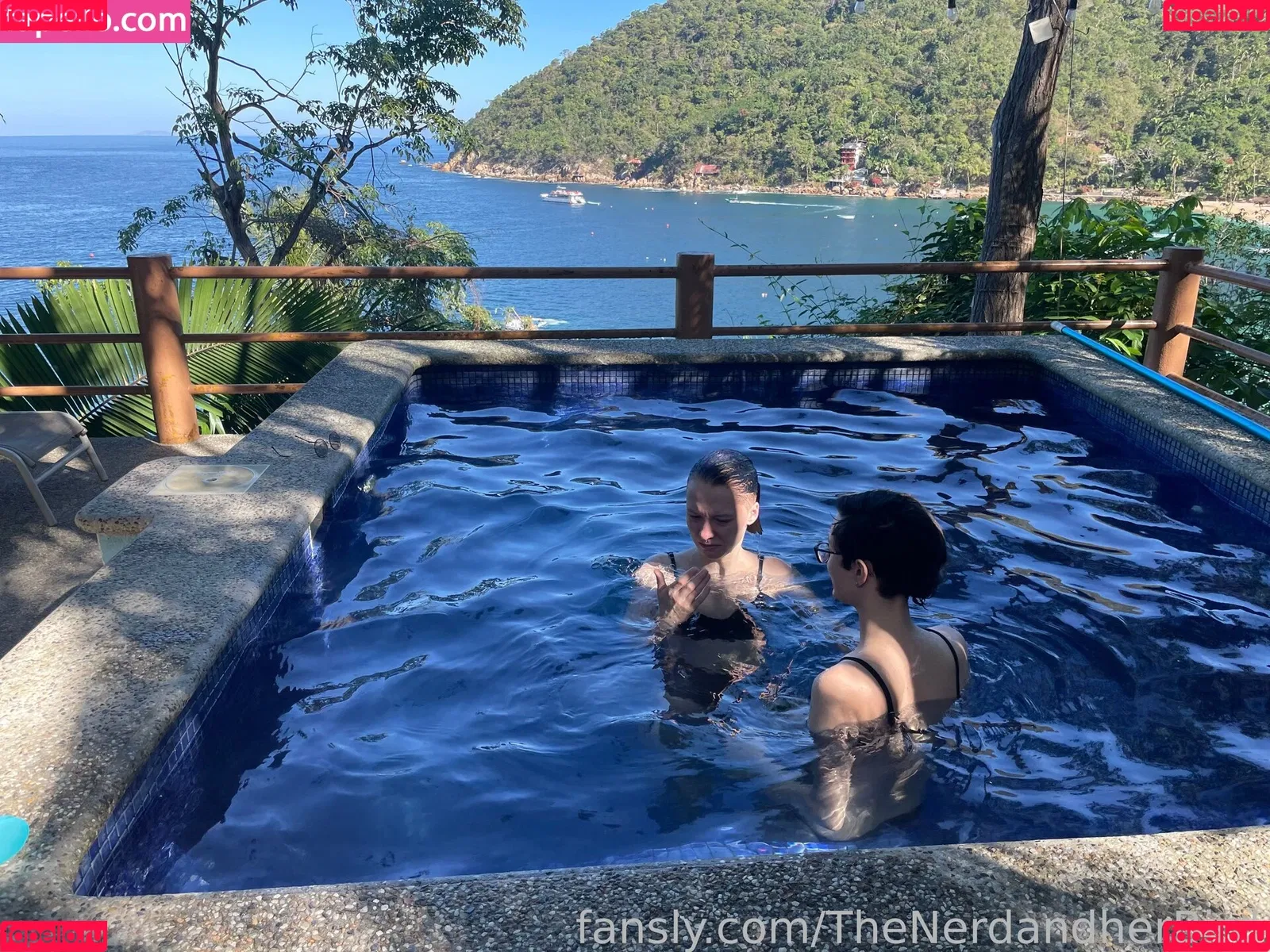 TheNerdandherBird Onlyfans Photo Gallery 
