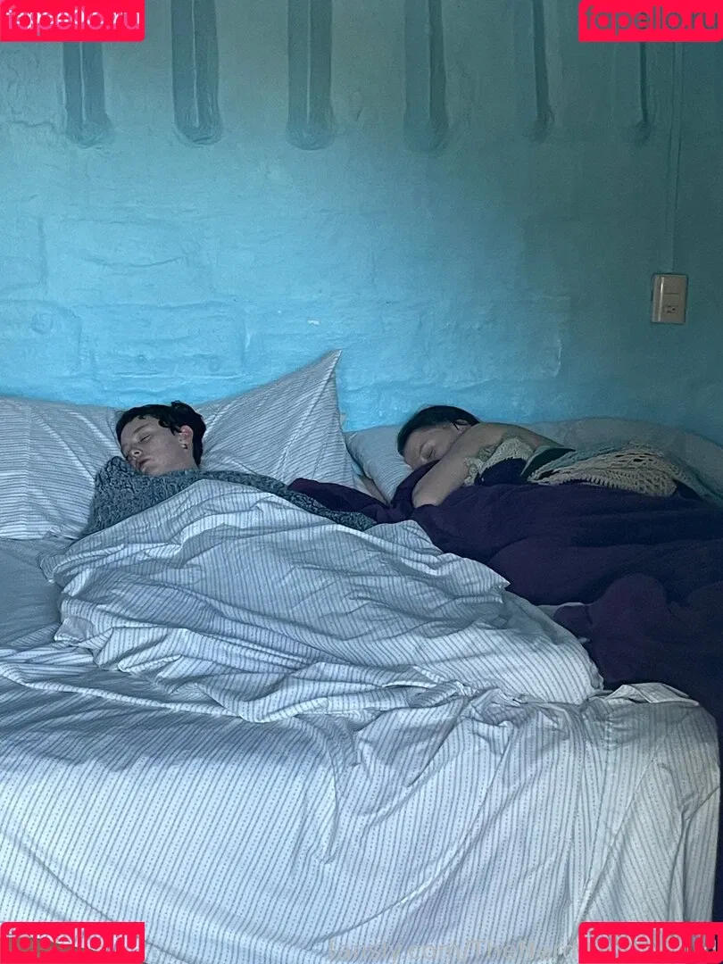 TheNerdandherBird Onlyfans Photo Gallery 
