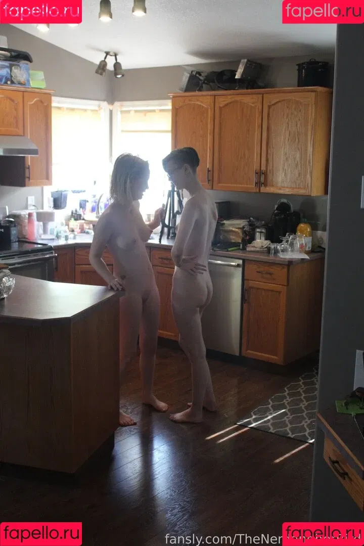 TheNerdandherBird Onlyfans Photo Gallery 