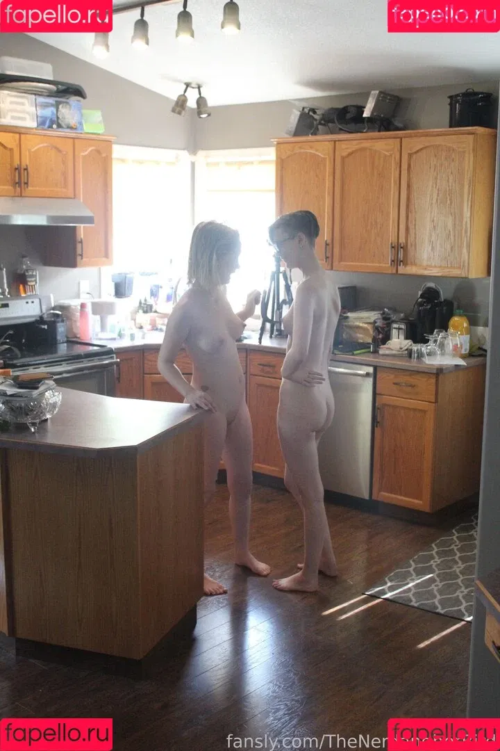 TheNerdandherBird Onlyfans Photo Gallery 