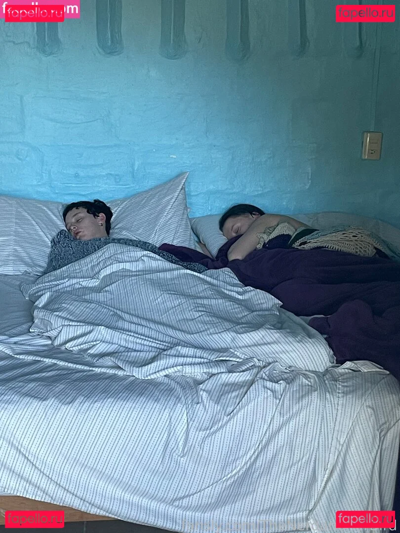 TheNerdandherBird Onlyfans Photo Gallery 