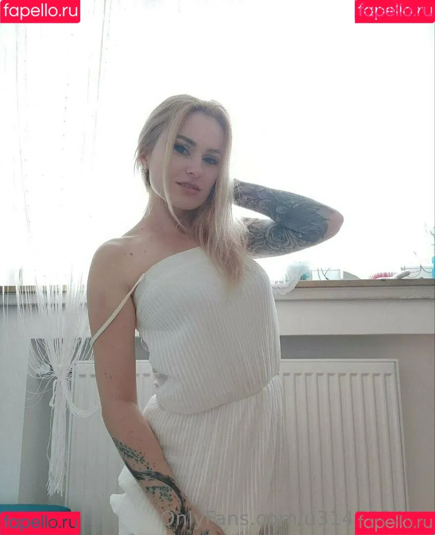 elisa_venus Onlyfans Photo Gallery 